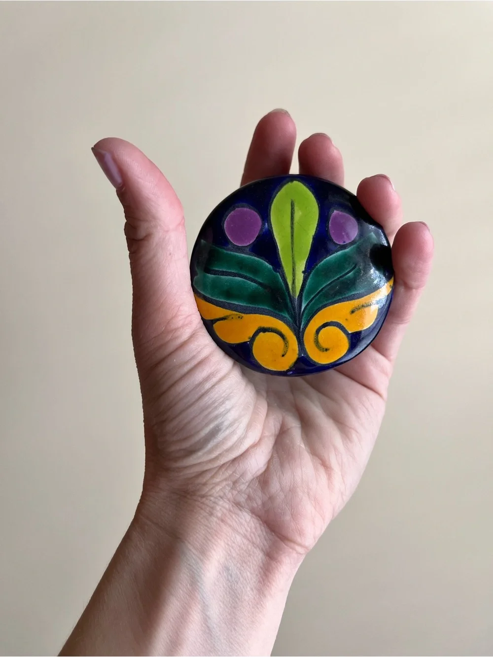 Talavera pottery trinket jewelry box from Mexico painted floral